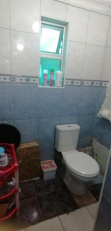 5 Bedroom Property for Sale in Rocklands Western Cape